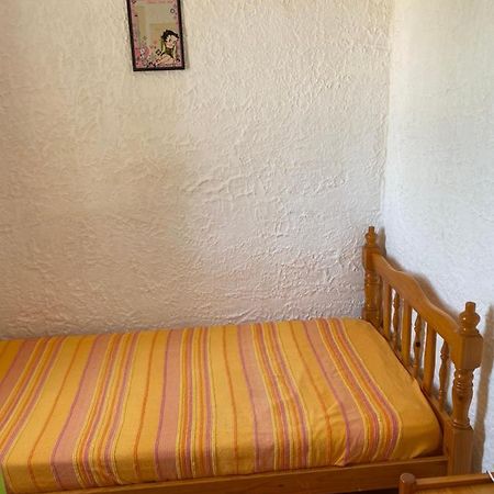 Location 5 Personnes Sant Ambroggio Cocody Village 卢米奥 外观 照片