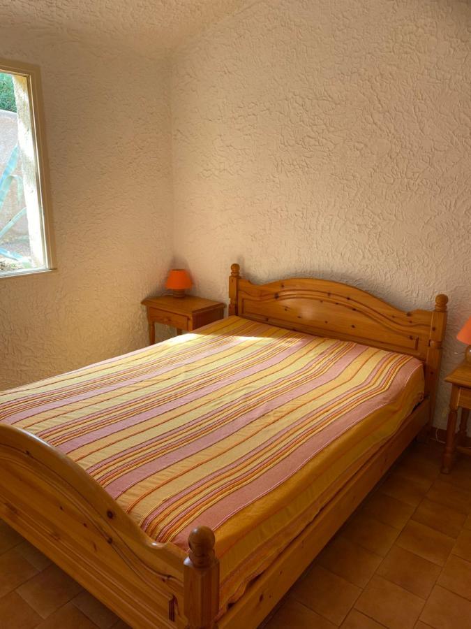 Location 5 Personnes Sant Ambroggio Cocody Village 卢米奥 外观 照片