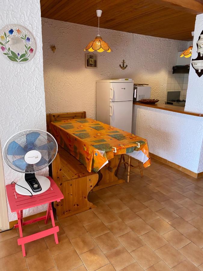 Location 5 Personnes Sant Ambroggio Cocody Village 卢米奥 外观 照片
